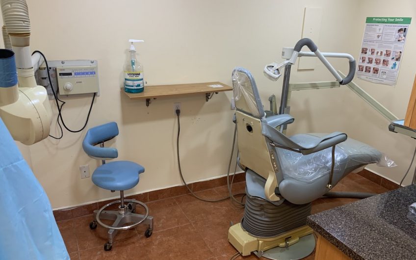 Hialeah 5 Chairs, Patients Included