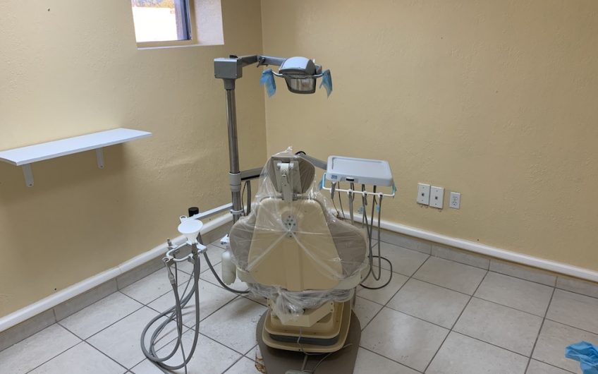 Hialeah 5 Chairs, Patients Included