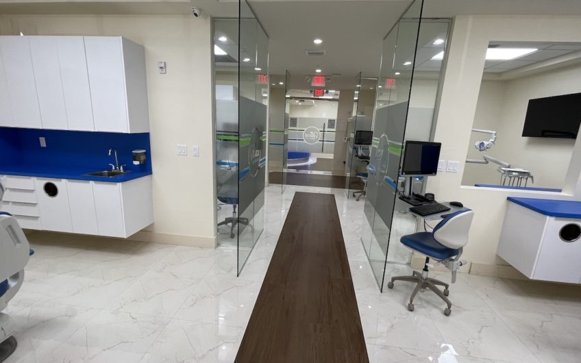 Palmetto Hospital 4 Chairs Cutting-Edge Office, No Patients Transferred